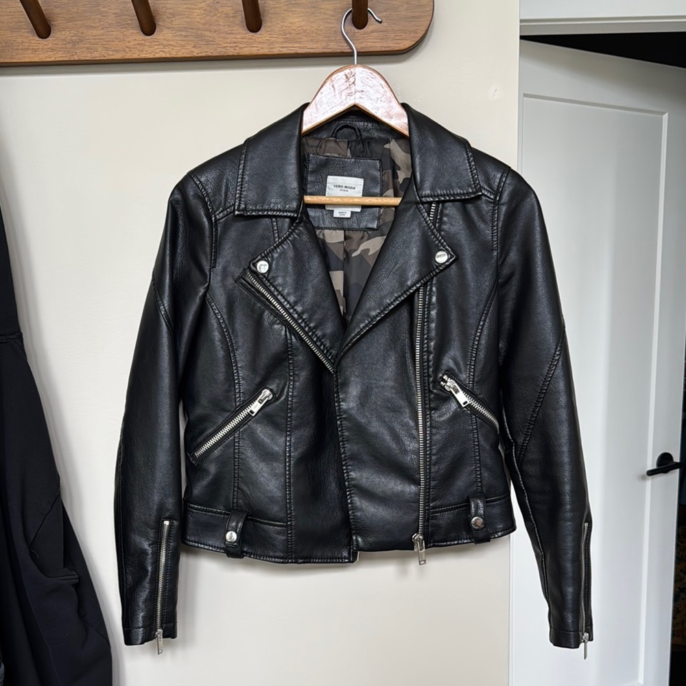 Black Motorcycle Jacket with Asymmetrical Zipper and Fitted Silhouette